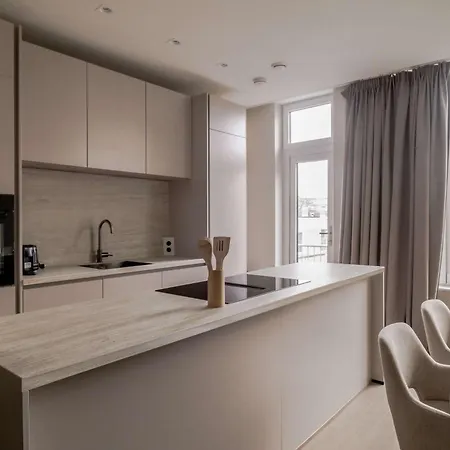 Apartment Spacious Family Schiedam