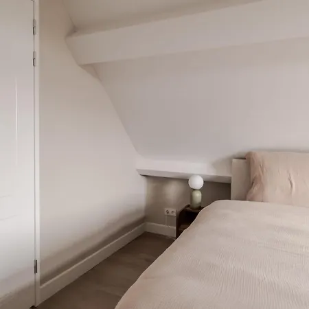 Apartment Spacious Family Schiedam