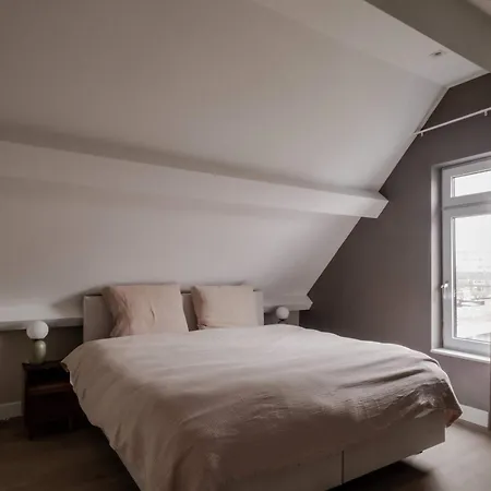 Apartment Spacious Family Schiedam